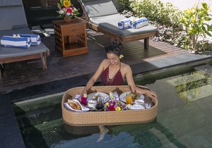 Racca Villa 1 Bedroom in border line Seminyak , Legian