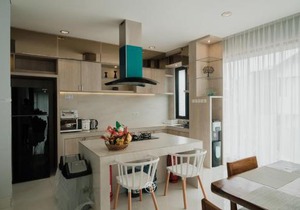 Radiance Hill View Villa 10 bedrooms with a private heated pool and billard