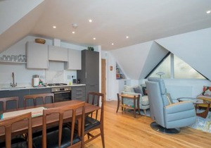 Radiant Penthouse on the Banks of the Thames - Pass the Keys