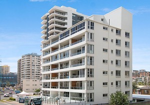 Rainbow Pacific Unit 12 - Beachfront unit a great spot for a family beach holiday with Wi-Fi Inc.