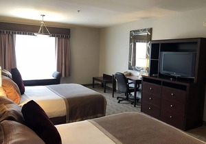 Rare Deal! 1 Cozy and Clean Unit and Pool.