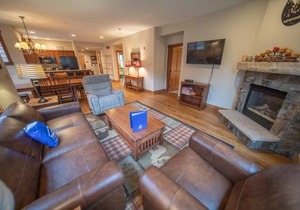 Red Hawk Townhomes 2321 with SummitCove Lodging