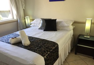 Redcliffe Villa, Bayview