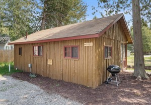 Reed's on the River Cabin 1