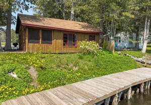 Reed's on the River Cabin 1
