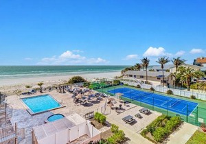 Reef Club 304