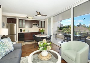 Regency on Beachwalk #32