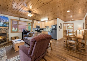 Remodeled Riverfront Retreat Private Hot Tub