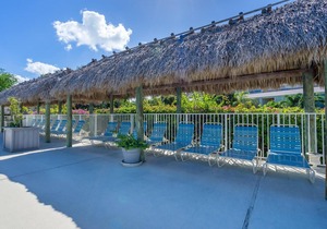Remodeled Townhome at EBC w/Beach, Pool and more - 20% OFF FOR THE SUMMER!