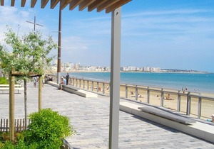 Renovated beachfront apartment in Les Sables d'Olonne