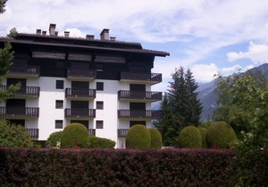 Renovated studio 16m2, terrace, pets allowed, parking, near Brévent cable car