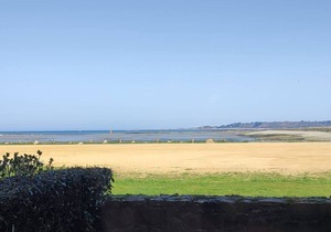 Renovated studio in the heart of downtown PERROS-GUIREC