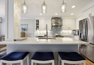 Renovated villa with fairway views, community pool & sundeck!