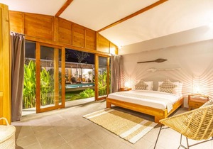 Rent a Luxury Villa in Bali Close to the Beach, Bali Villa 1153