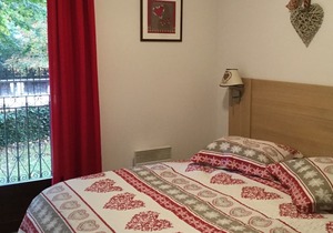 rent apartment 400m from the cable cars