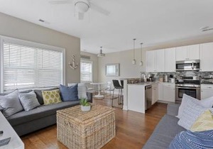 Residence 101S At The Sandcastle Condominiums