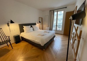 RESIDENCES HARCOURT - Ile Saint Louis - PARIS