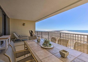 Resort-Style Dauphin Island Penthouse Luxury Condo