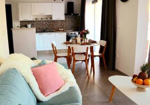 Restful Kanica House