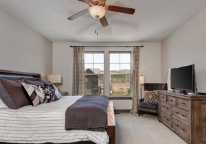 Retreat 1067 by Moose Mgmt.-Pvt. HotTub-Traeger-AC