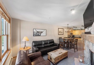 River Run Condo with Private Balcony, Memory Foam Mattress, Walk to Base Area