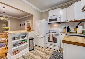 Riverside! Enjoy 5 points & King St.You will love it!