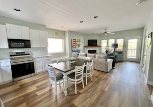 Rock Lane 136 lakefront with resort amenities!