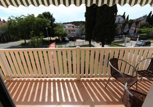 ROSANNA One-Bedroom Apartment with Balcony 4