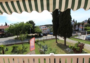 ROSANNA One-Bedroom Apartment with Balcony 4