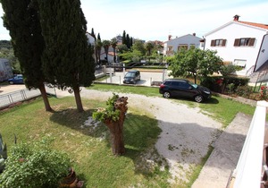 ROSANNA One-Bedroom Apartment with Balcony 4