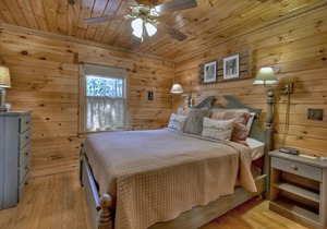 Roux House, Great View, Porch Swing Bed, Hot Tub