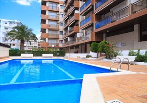S104-056 UHC CASALMAR APARTMENTS