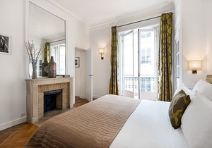Saint-Germain Chic Two Bedroom