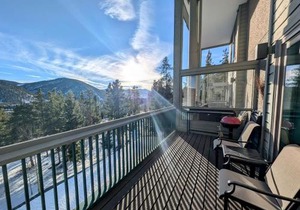 Saints John 2526 by SummitCove Lodging