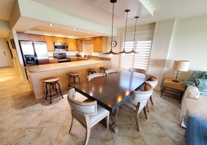 Sand Dollar 101: Luxury Ground Floor Condo - Oceanfront