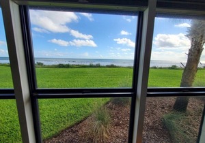 Sand Dollar 101: Luxury Ground Floor Condo - Oceanfront