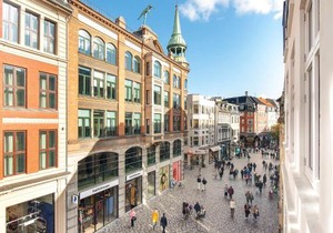 Sanders Leaves - Charming Three-Bedroom Apartment In Downtown Copenhagen
