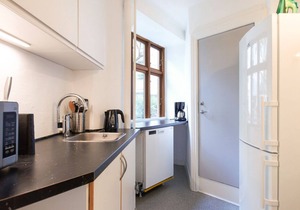 Sanders Park - Lovely 1-Bdr Apt Close to Metro