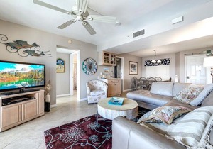 Santa Maria 301 by RedAwning