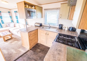 SBL1 - Camber Sands Holiday Park - Sleeps 8 - Enclosed Deck + Private Parking - Central Quiet Plot