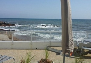 Sea Breeze VILLA above the waves (Sheets/Towels/Garage/gaz BBQ)