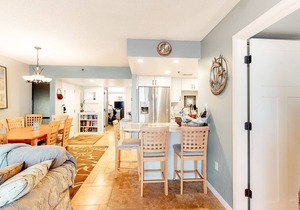 Sea Colony Ocean 3rd-floor condo with elevator & gym