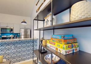 Sea Colony townhome with large deck, fast WiFi & central AC - fully renovated