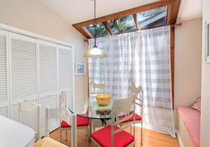 Sea Palms Resort Beautiful Quaint House- Designer Touches