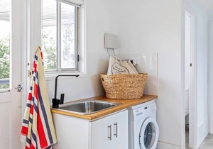 Seagull Ave - Near Chiton Surf Beach