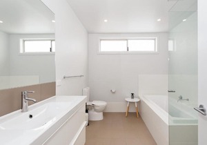 Seas the Day, 41B Ocean Avenue