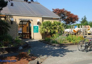 Seaside Camping Resort Cottage 9