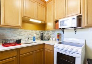 Secluded Cottage Close to Town w/Bikes & Hot Tub