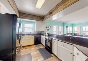 Second Floor Condo a/Ocean View, Shared Pool & Hot Tub, High-Speed WiFi, & W/D