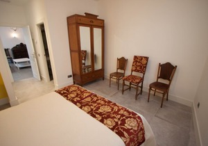 Self catering La Alvardana for 9 people